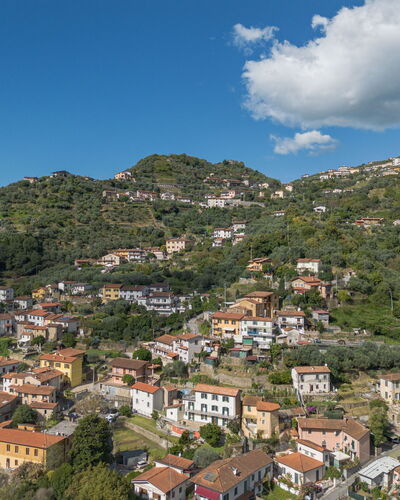 Casa Gli Aranci: Building, House, Residential Area, Roof, Hill, Rural Area, Home, Architecture, Neighbourhood, Town
