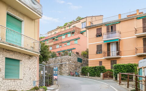 Casa Dolly, Monterosso 5 Terre: Parete, Costruzione, Zona Residenziale, Appartamento, Quartiere, Cittadina, Architettura, Casa, Urban Design, Insediamento Umano