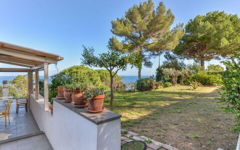 Casina Solu: Residential Area, House, Home, Roof, Estate, Cottage, Balcony, Suburb, Garden, Village