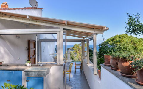 Casina Solu: Residential Area, House, Home, Roof, Estate, Cottage, Balcony, Suburb, Garden, Village