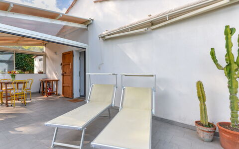 Casina Solu: Residential Area, House, Home, Roof, Estate, Cottage, Balcony, Suburb, Garden, Village