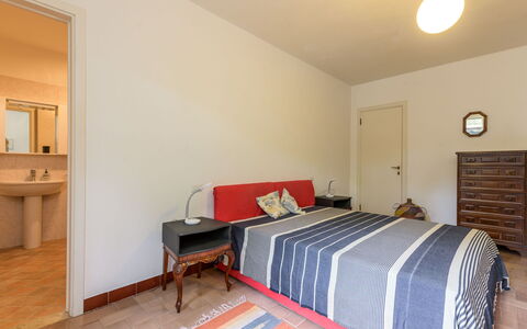 Roccamare Engel: Interior Design, Mobilia, Pavimentazione, Pavimento, Parete, Camera, Legna, Letto, Soffitto, Camera Da Letto