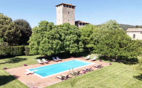Medieval Hamlet Poggiarelllo Swimming Pool & Rusti: Estate, Hacienda, Giardino, Landscaping, Villa, Dimora, Prato, Cortile, Cortile, Hedge
