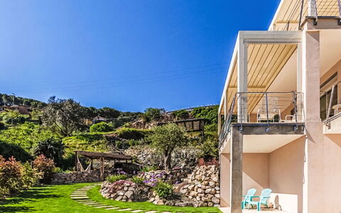 L'Eco di Rio: Balcone, Giardino, Estate, Eco Hotel, Portico, Landscaping, Ricorrere, Villa, Cortile, Le Scale
