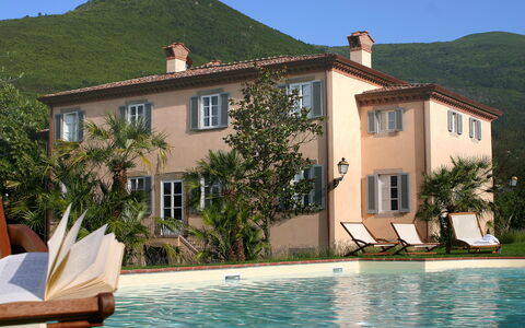 Splendida: Casa, Casa, Estate, Hacienda, Piscina, Eco Hotel, Mobili Da Esterno, Villa, Ricorrere, Cortile