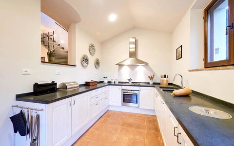 Podere i Prati: Kitchen, Countertop, Interior Design, Kitchen Appliance, Cabinetry, Flooring, Ceiling, Home Appliance, Major Appliance, Furniture