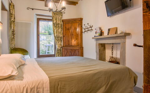 Cia: Apartment, Resort, Balcony, Hotel, Swimming Pool, Resort Town, Beach