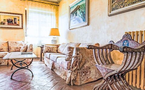 Agriturismo Belvedere delle Crete: Furniture, Couch, Interior Design, Flooring, Living Room, Floor, Lighting, Room, Chair