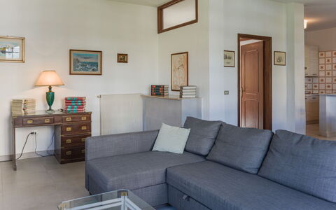 Grande Appartamento: Furniture, Interior Design, Flooring, Couch, Floor, Wall, Room, Wood, Table, Living Room