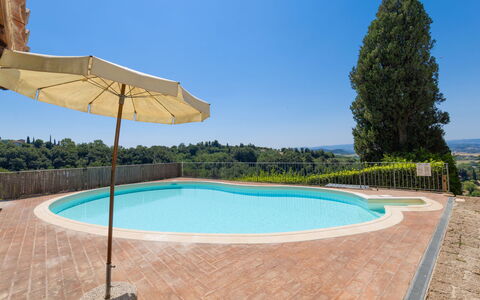 Palaia 629: Piscina, Villa, Eco Hotel, Mobili Da Esterno