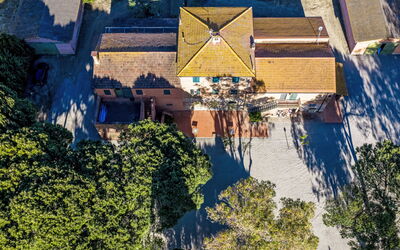 Accommodation:&nbsp;Caminetto 830.3