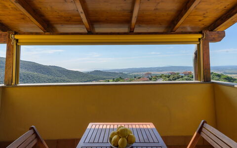 Bellavista: Wood, Wood Stain, Ceiling, Shade, Hardwood, Eco Hotel, Balcony, Houseplant
