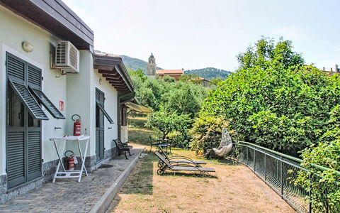 La Casa di Menny: Mobilia, Mobili Da Esterno, Sedia, Giardino, Color Legno, Prato, Latifoglie, Shade, Backyard