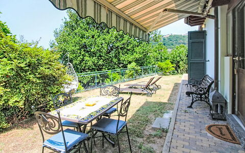 La Casa di Menny: Mobilia, Mobili Da Esterno, Sedia, Giardino, Color Legno, Prato, Latifoglie, Shade, Backyard