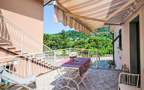 Ricordi: Mobilia, Interior Design, Pavimentazione, Pavimento, Pavimento In Legno, Legna, Sedia, Soffitto, Cucina & Sala Da Pranzo Tavolo, Tavolo