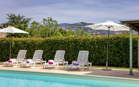 Il Cipresso, Casa Lucia, Cortona: Piscina, Ombrello, Mobili Da Esterno, Ricorrere, Shade, Sedia, Tavolo Esterno, Lettino, Eco Hotel, Landscaping
