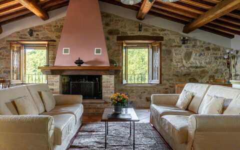 Villa Daluma, Private Pool in Todi: Mobilia, Interior Design, Pavimentazione, Parete, Divano, Legna, Pavimento, Camera, Soggiorno, Soffitto