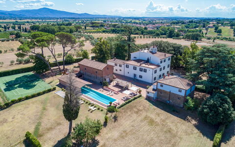 Antica Villa Merelli 12: Piscina, Estate, Villa, Hacienda, Hotel, Ricorrere
