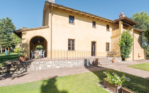 Villa Ginestraio 14: Casa, Casa, Arbusto, Estate, Giardino, Porta, Villetta, Agriturismo, Prato, Villa