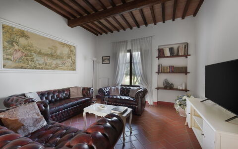 Villa Ginestraio 14: Mobilia, Interior Design, Parete, Pavimentazione, Legna, Pavimento, Divano, Camera, Soggiorno, Casa