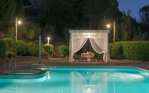 Villa Ginestraio 14: Piscina, Ricorrere, Mobilia, Tempo Libero, Eco Hotel, Shade, Mobili Da Esterno, Sedia, Hotel, Pianta Della Casa