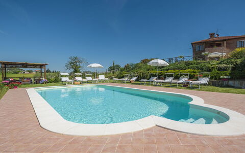 Poggio Vistabella 10: Piscina, Ricorrere, Mobili Da Esterno, Giardino, Estate, Eco Hotel, Prato, Landscaping, Villa, Hacienda