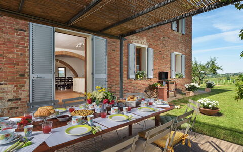 Poggio Vistabella 10: Mobilia, Tavolo, Cucina & Sala Da Pranzo Tavolo, Sedia, Brick, Tavolo Esterno, Mobili Da Esterno, Sala Da Pranzo, Tovaglia, Pianta Della Casa