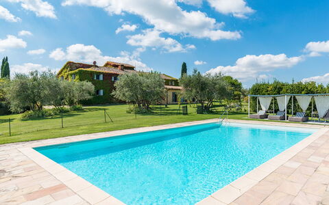 Casabianca 12: Blu, Piscina, Hacienda, Estate, Ricorrere, Villa, Eco Hotel, Agriturismo, Backyard