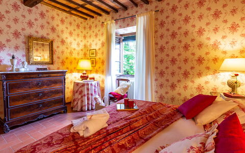 Villa Il Colle di Moriano 8: Interior Design, Home, Furniture, Linens, Bedroom, Room, Bed, Bed Sheet, Hotel, Bedding