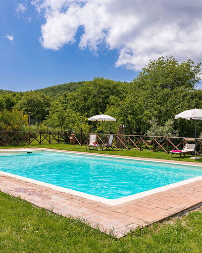 Podere Bagnolo 8: Swimming Pool, Resort, Thermae, Garden, Eco Hotel, Estate, Farmhouse, Outdoor Furniture, Bicycle