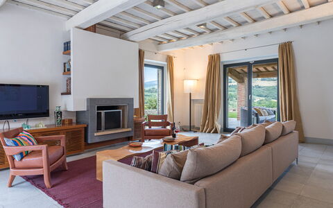 Villa le Fontane 12: Furniture, Wood, Home, Interior Design, Flooring, Couch, Chair, Living Room, Floor, Table