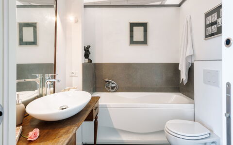 Podere Torre delle Sorgenti 4: Bathroom, Interior Design, Plumbing Fixture, Flooring, Floor, Bathtub, Mirror, Tap, Bathroom Sink, Sink