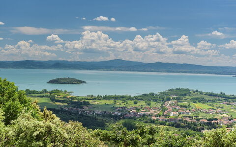 Antiche Pietre 10: Corpo D'Acqua, Risorse Idriche, Geografia Montane, Paesaggio Naturale, Collina, Paesaggio, Highland, Costiera E Morfologie Oceanic, Banca, Lago