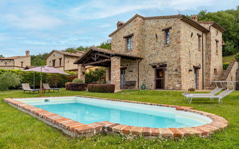 San Rocco 4: Cottage, Home, Farmhouse, Estate, Garden, Mansion, Yard, Villa, Lawn, Landscaping