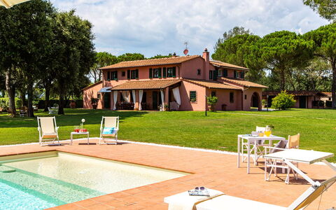 Villa Elisa 16: Estate, Prato, Hacienda, Agriturismo, Villa, Parco, Ricorrere, Dimora, Piscina