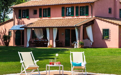 Villa Elisa 16: Casa, Giardino, Estate, Agriturismo, Prato, Villetta, Mobili Da Esterno, Shade, Cortile, Portico