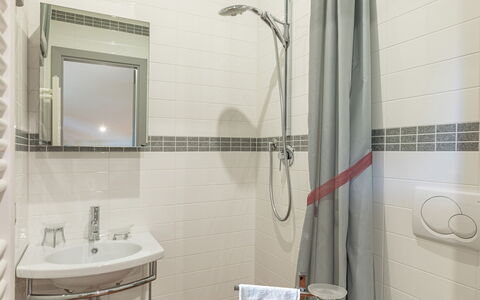 Villa Il Cedro 10+1: Plumbing Fixture, Flooring, Bathroom, Floor, Interior Design, Plumbing, Tap, Sink, Shower, Tile