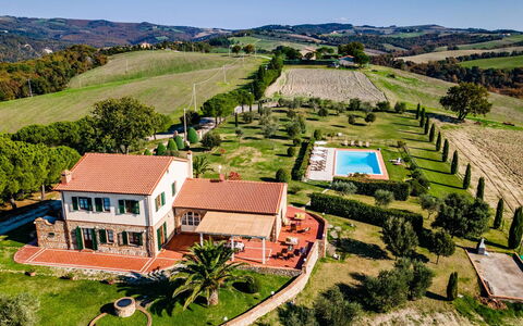 Il Poggiarellino 14: Estate, Piscina, Hacienda, Villa, Ricorrere, Cibo, Agriturismo, Eco Hotel, Dimora, Hotel