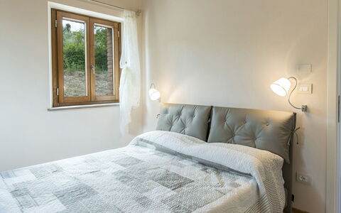 La Vecchia Fonte 15: Bed, Bedding, Interior Design, Bedroom, Furniture, Bed Sheet, Wall, Linens, Wood, Room