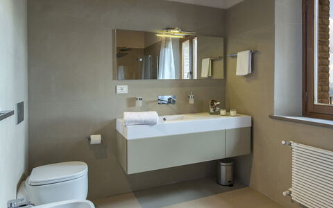 La Vecchia Fonte 15: Interior Design, Flooring, Plumbing Fixture, Floor, Bathroom, Room, Lighting, Sink, Plumbing, Tap