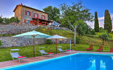 La Casa di Elsa 6: Estate, Piscina, Villetta, Agriturismo, Villa, Giardino, Eco Hotel, Landscaping, Ricorrere, Cortile