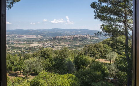Villa Ombrosa 8: Mountainous Landforms, Hill, Vegetation, Landscape, Highland, Horizon, Hill Station, Rural Area, Morning, Mountain Range