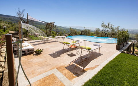 Villa Desiderio 9: Piscina, Ricorrere, Tempo Libero, Mobili Da Esterno, Eco Hotel, Shade, Vacanza, Ombrello, Resort Citta ', Sedia