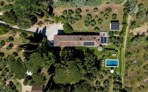 Tenuta Sagherina 8: Casa, Zona Residenziale, Paesaggio, Casa, Estate, Lotto, Piscina, Visione Globale, Giardino, Fotografia Aerea