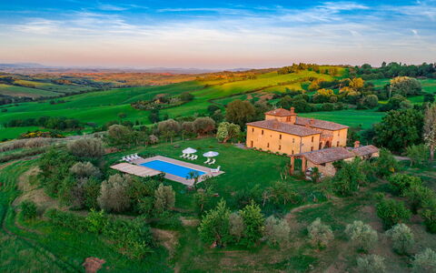 Podere Pratovecchio 14+2: Estate, Piscina, Cibo, Villa