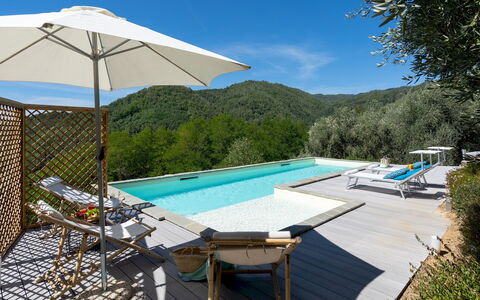 Villa Cristina 3: Mountainous Landforms, Swimming Pool, Mountain, Hill, Mountain Range, Resort, Outdoor Furniture, Eco Hotel, Leisure, Ridge