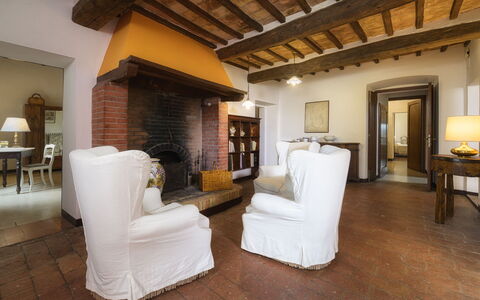 Villa le Logge 12: Furniture, Wall, Interior Design, Flooring, Floor, Ceiling, Room, Home, Lighting, Living Room