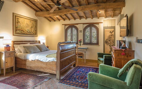 Casale Santa Lucia 8+2: Furniture, Interior Design, Bed, Bedroom, Wood, Flooring, Home, Bed Sheet, Floor, Lighting