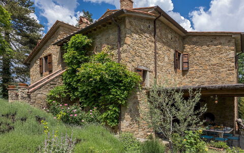 Casale Mollina 6+2: Building, Wall, House, Home, Architecture, Cottage, Shrub, Roof, Rural Area
