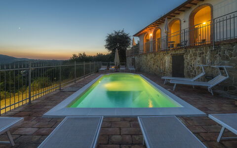 Villa Maggiorana 10: Piscina, Architettura, Materiale Composito, Crepuscolo, Sera, Balcone, Eco Hotel, Recinzione, Villa, Portico